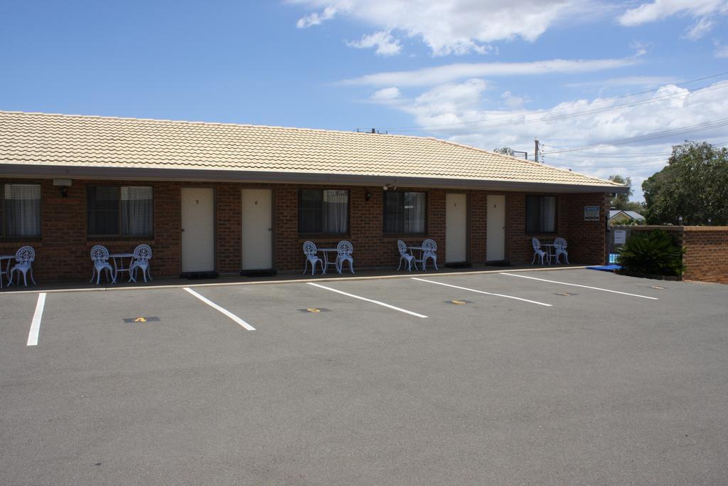 Mid Town Inn Narrabri Bilik gambar