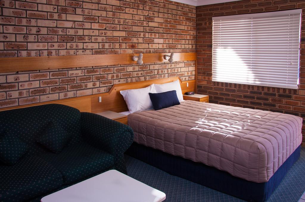 Mid Town Inn Narrabri Bilik gambar