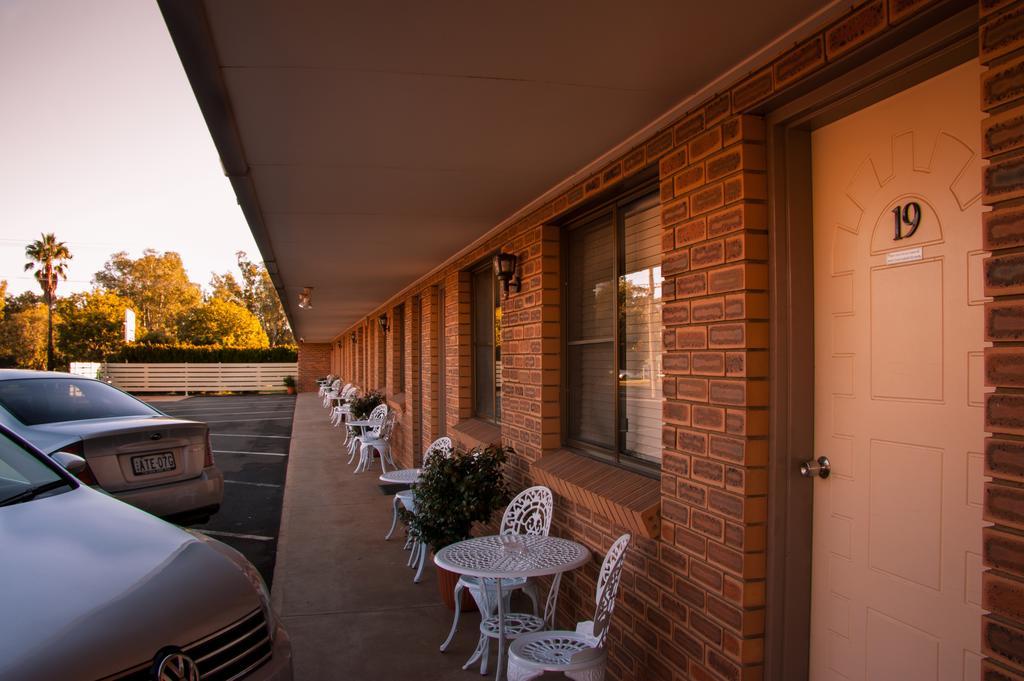 Mid Town Inn Narrabri Bilik gambar